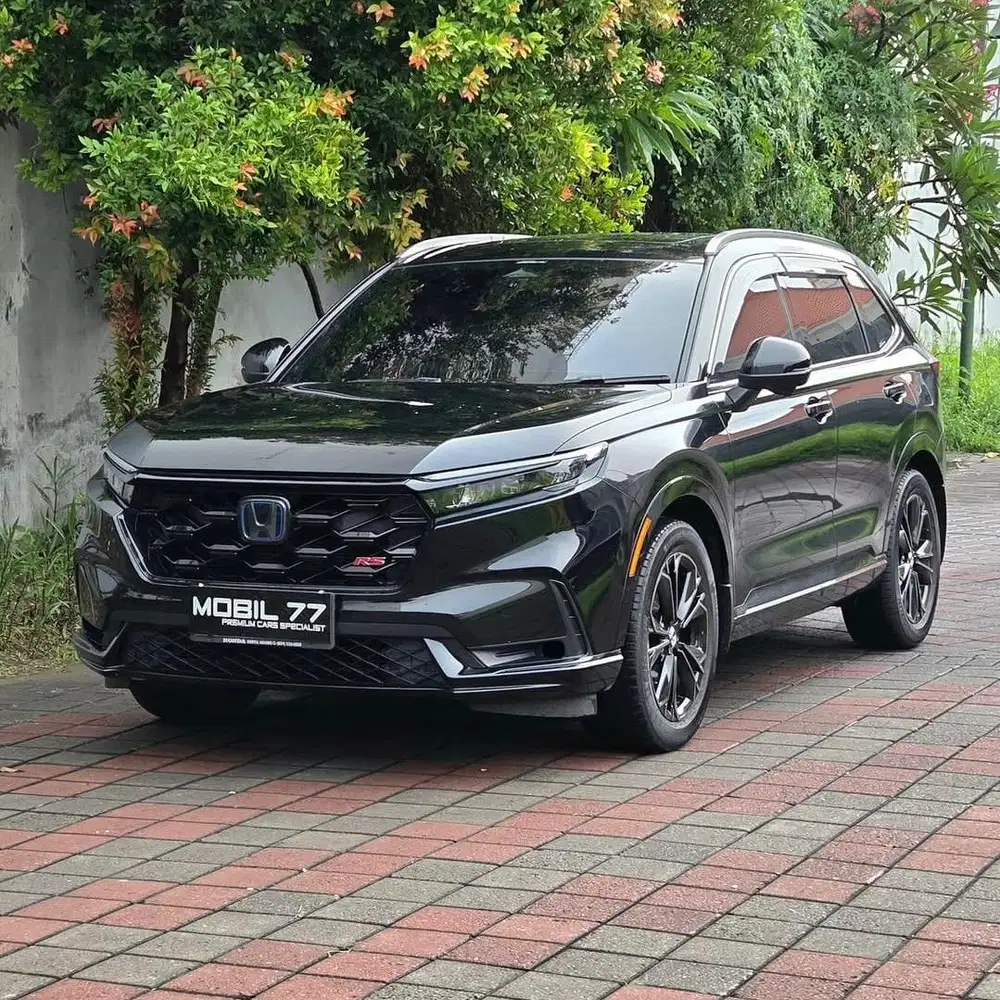 Honda CR-V RS - 2024 (Like New Condition)