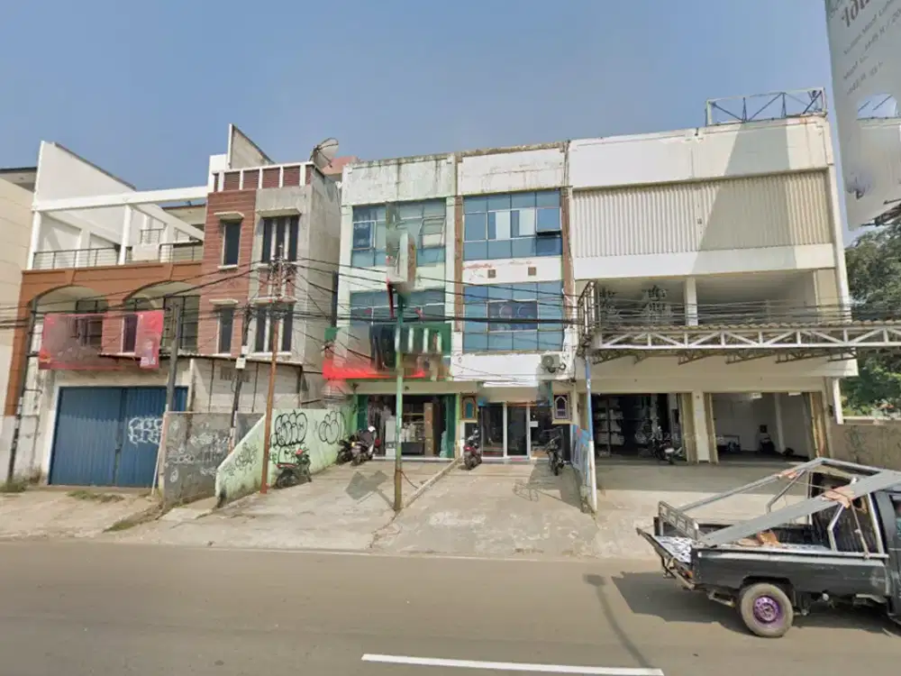 Ruko Gandeng di Jl Raya Serpong Bsd City