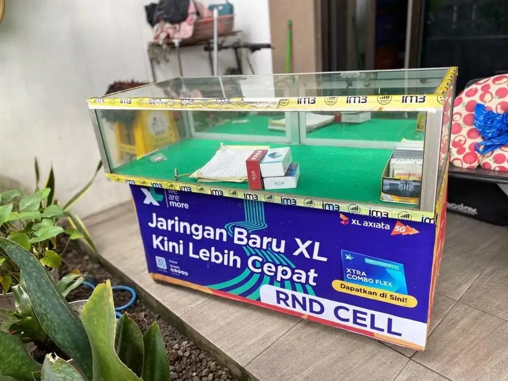 Etalase Bekas Konter