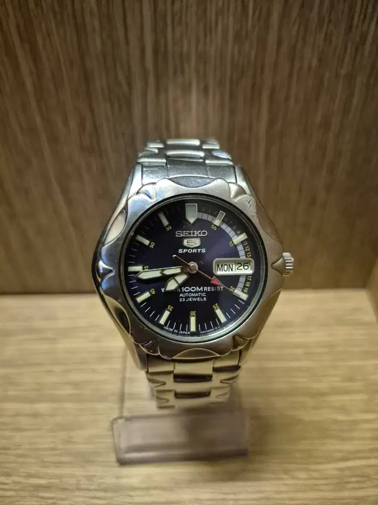 Seiko 5 Sports SNZ447J1 Rally blue dial