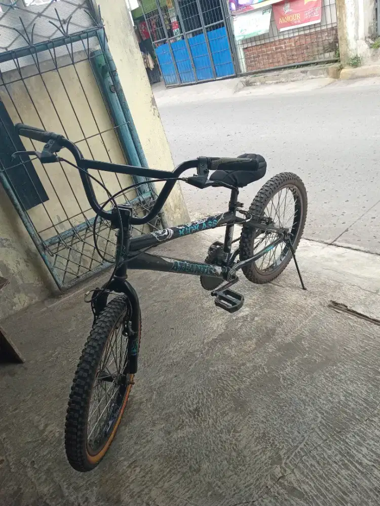 Bmx atlantis ukuran 20x175 siap goes tigal pake