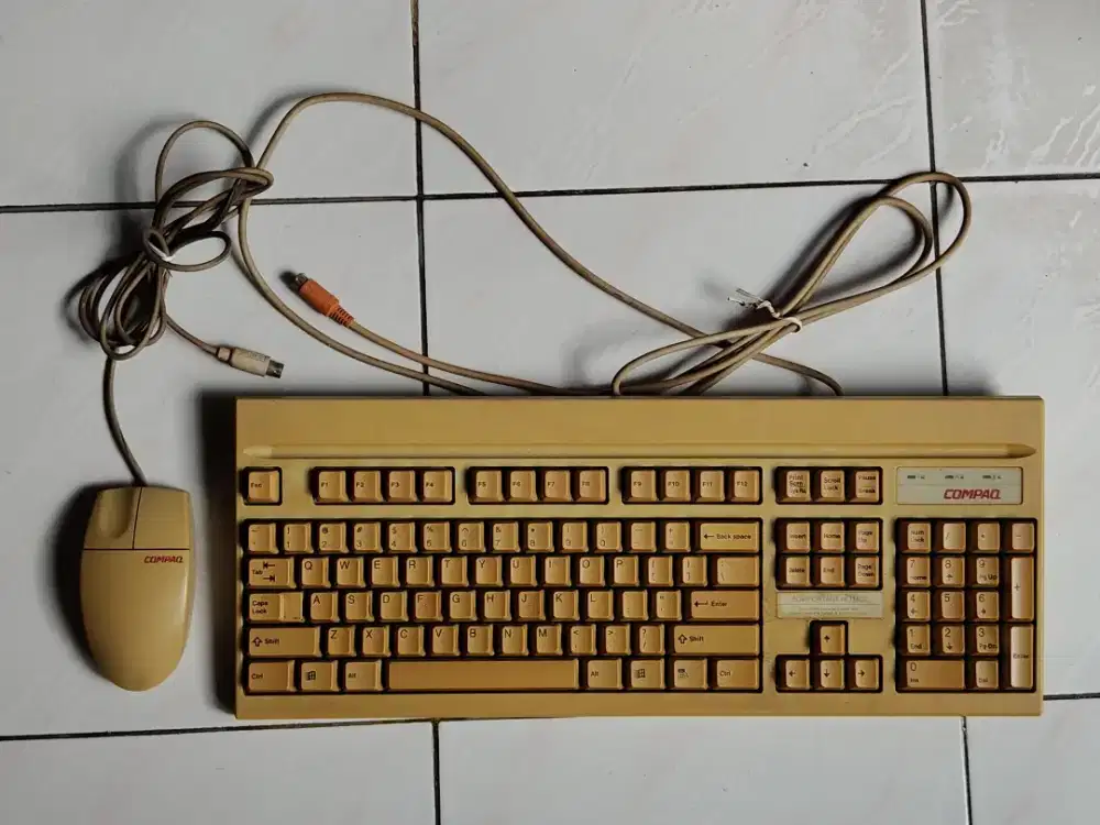 Keyboard compaq, mouse compaq, keyboard jadul, mouse jadul