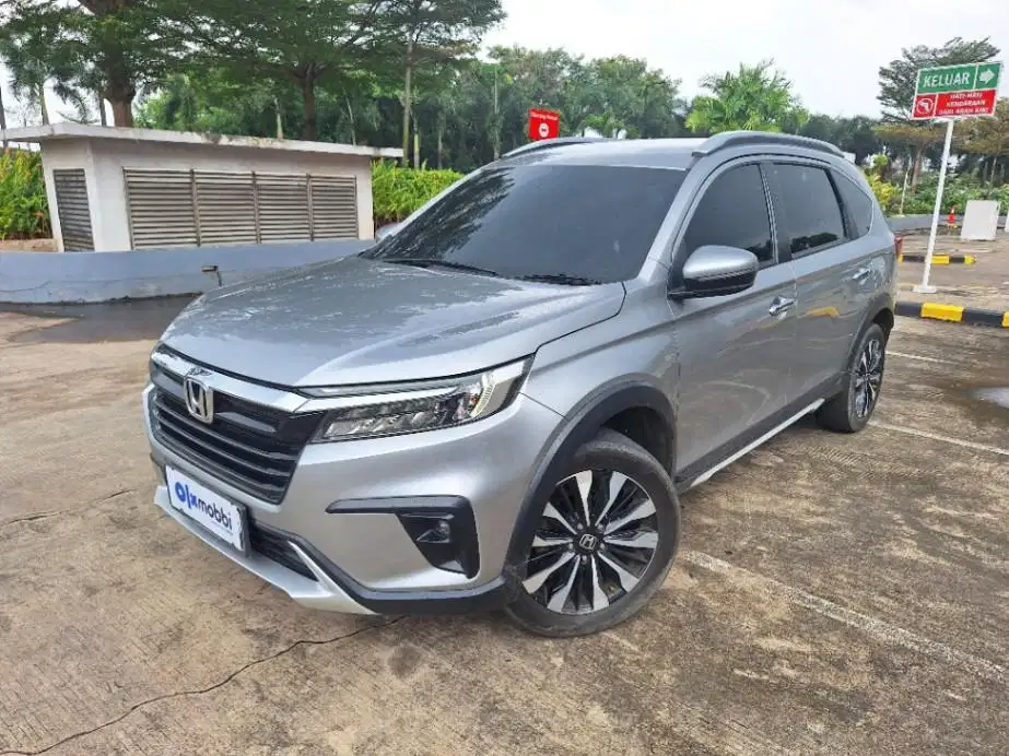 DP MURAH Honda BR-V 1.5 Prestige Bensin-AT 2022 Abu-Abu C3AWZ