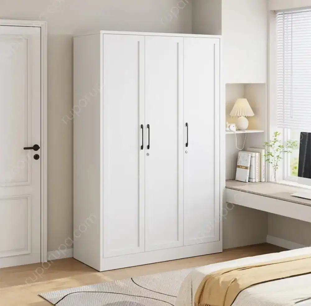 Lemari baju 3 pintu ikea baru blm di rangkai