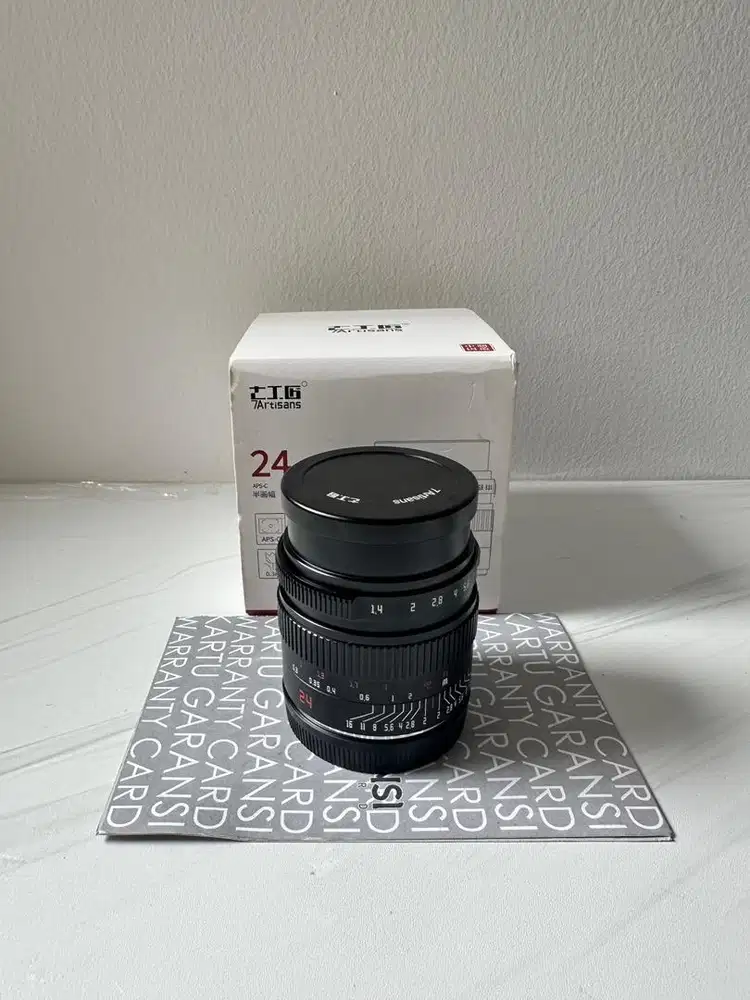 7Artisans 24mm f1.4 Lensa Manual Sony E-Mount APSC