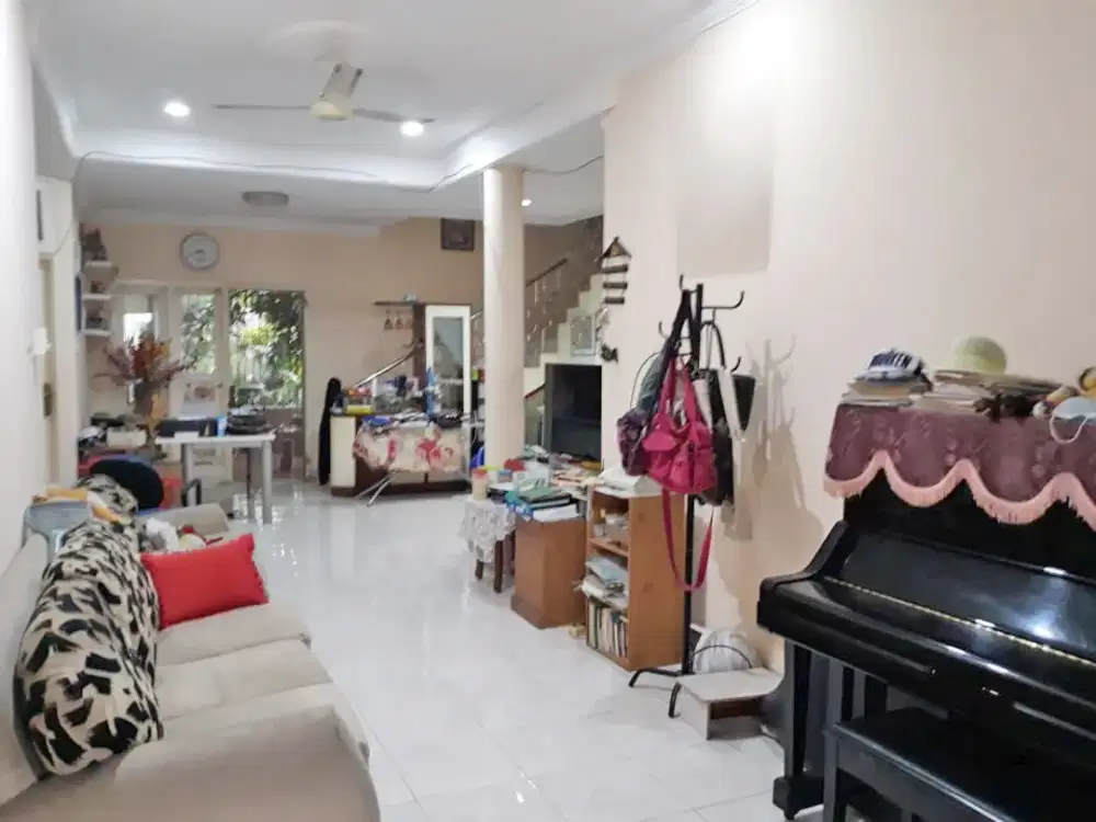 Rumah Nyaman di Villa Melati Mas, Lingkungan Premium & Siap Huni