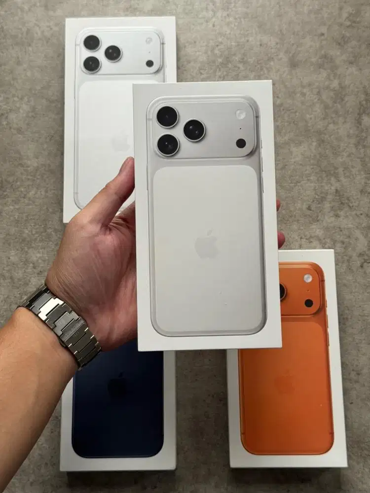 Iphone 17 Pro Max 256gb IBOX Silver (NEW, Segel Green Peel)