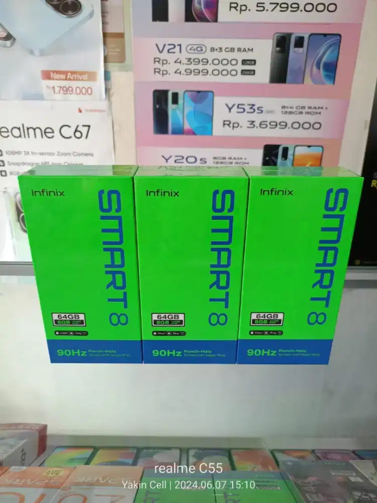 Infinix Smart 8 4+4/64 GB Dual Camera 13 MP Type-C Garansi Resmi