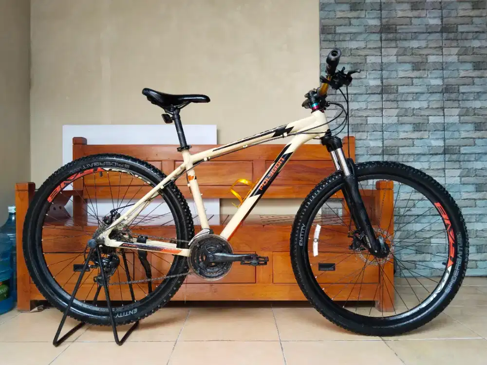 Sepeda mtb polygon Cascade