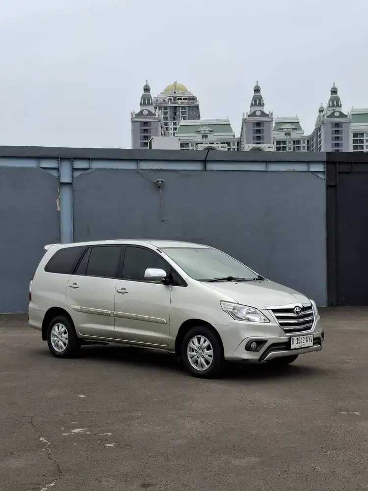 KM62rb Kijang Innova 2.0 G AT 2014