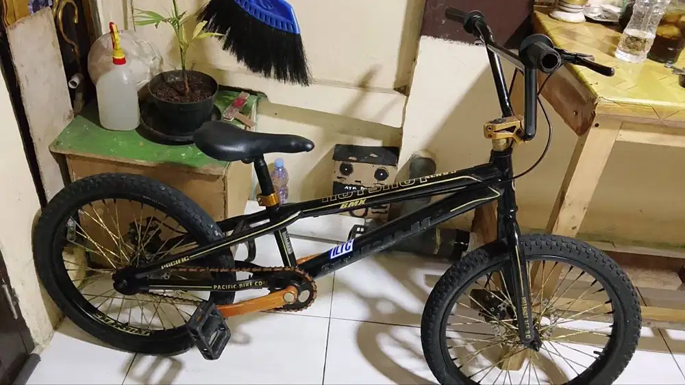 Di jual cepet masih bagus