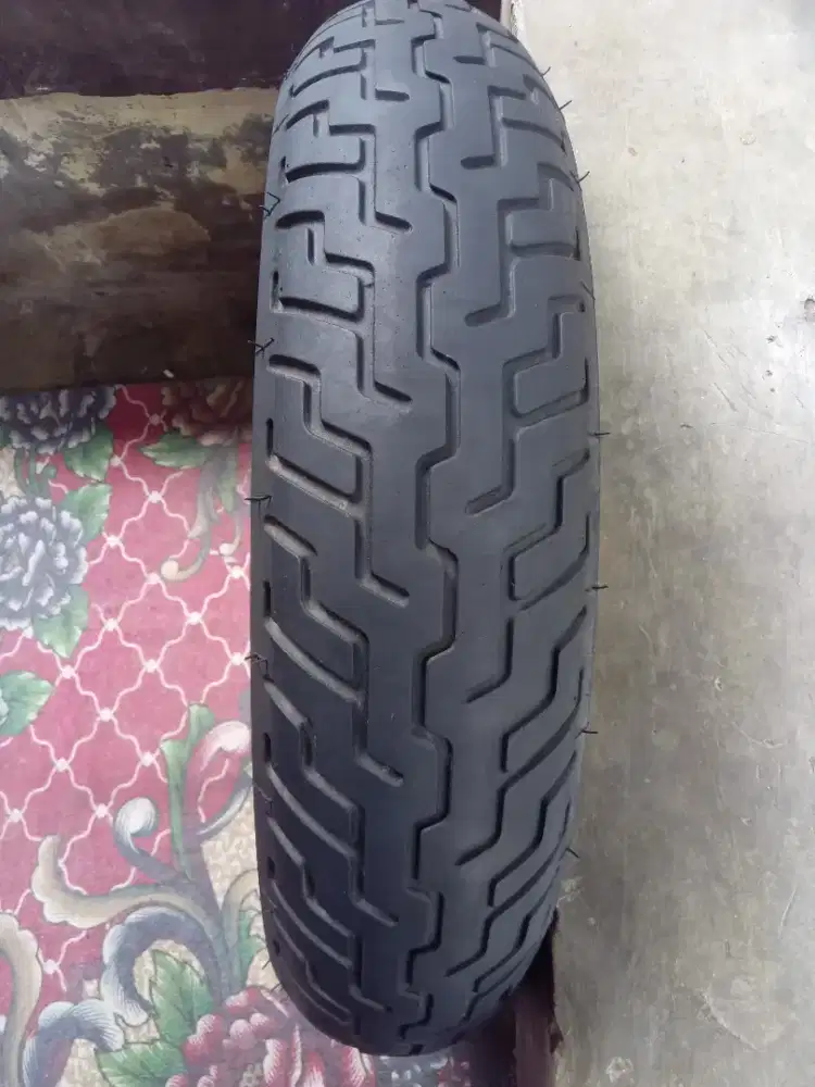 BAN DUNLOP D404 130/90-16 WHITE WALL, HARLEY DAVIDSON