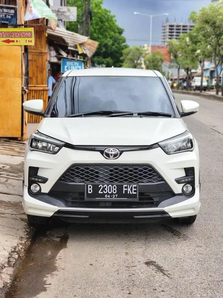 RAIZE 1.0 GR SPORT ONE TONE CVT 2022  ISTIMEWA PAJAK PANJANG LOW KM !