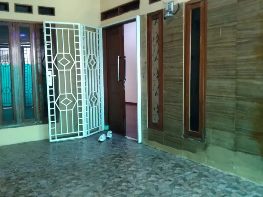 Dijual Cepat Rumah di Jombang Ciputat