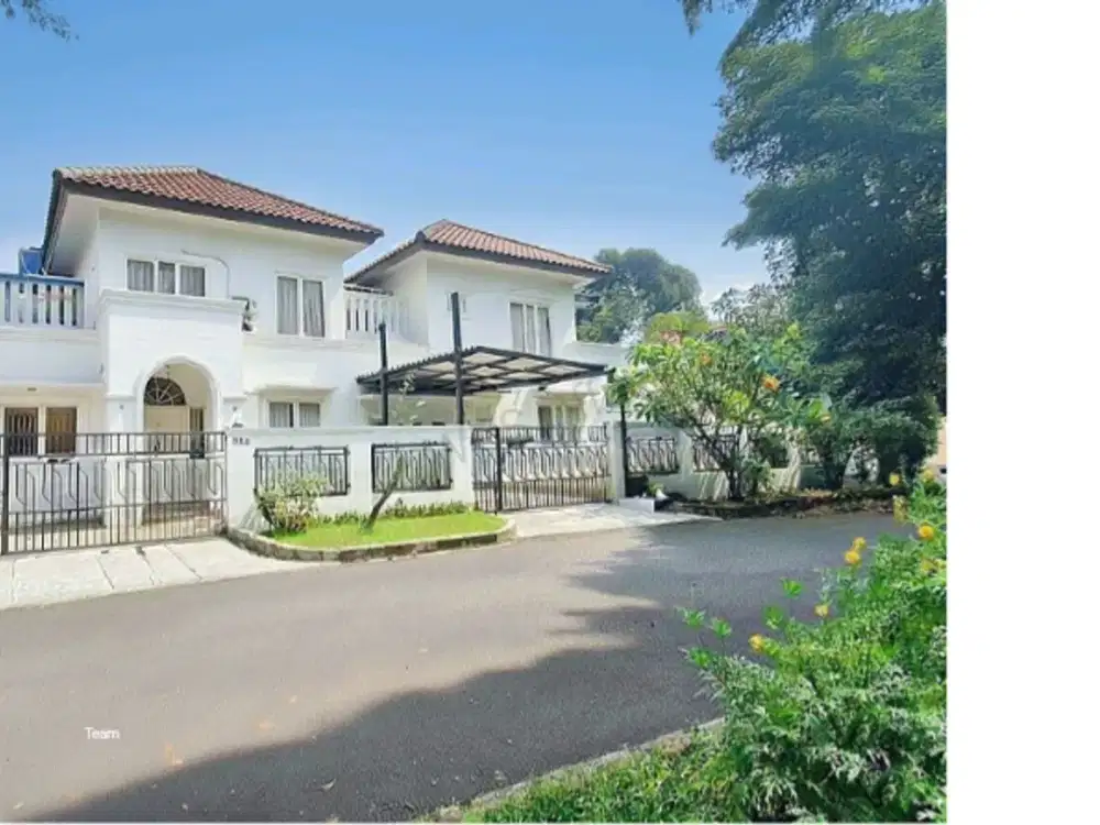 Rumah Huk 2 Rumah Semi-Detach di Bona Indah