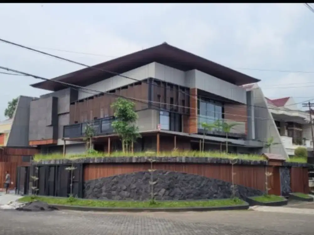 DIJUAL RUMAH MANYAR KERTOADI - HOOK - BARU GRESS