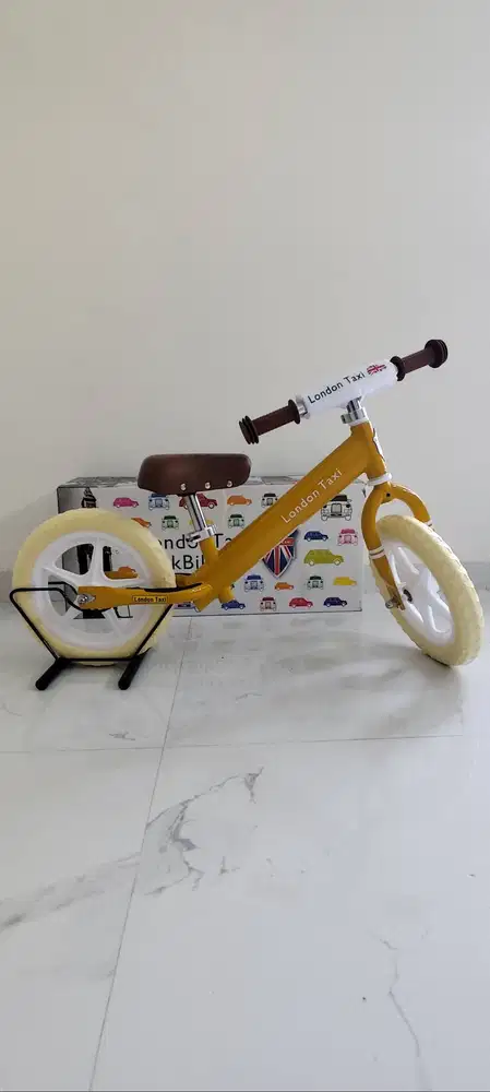 Balance Bike / Push Bike London Taxi