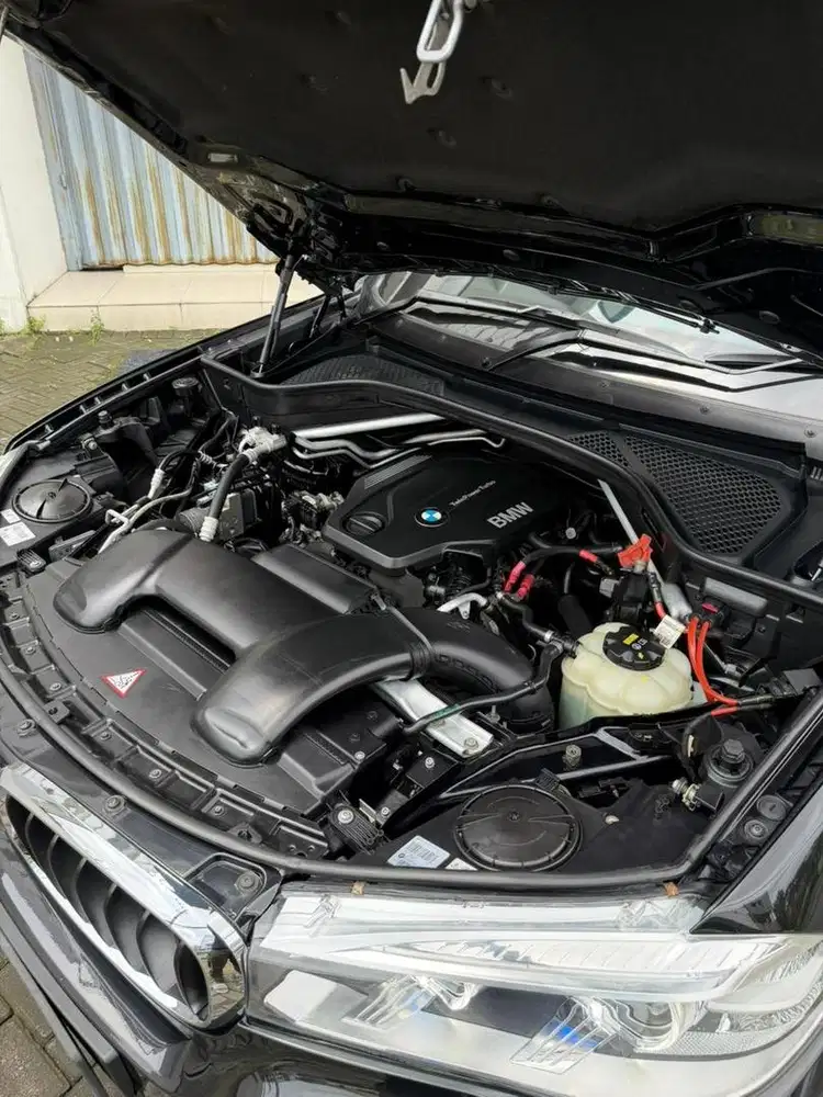 Diesel BMW X5 tipe tertinggi