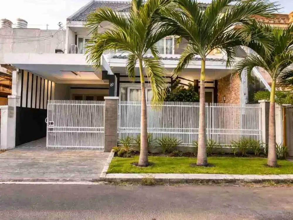 Di Jual rumah siap huni jalan lebar dalam komplek di Rawamangun Jakarta Timur