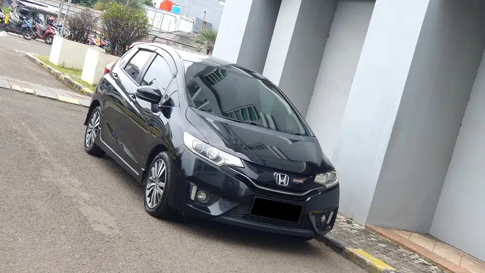 [ GARANSI 5TH ] Honda Jazz RS 1.5L GK5 MT Manual CKD Hitam 2015/2016