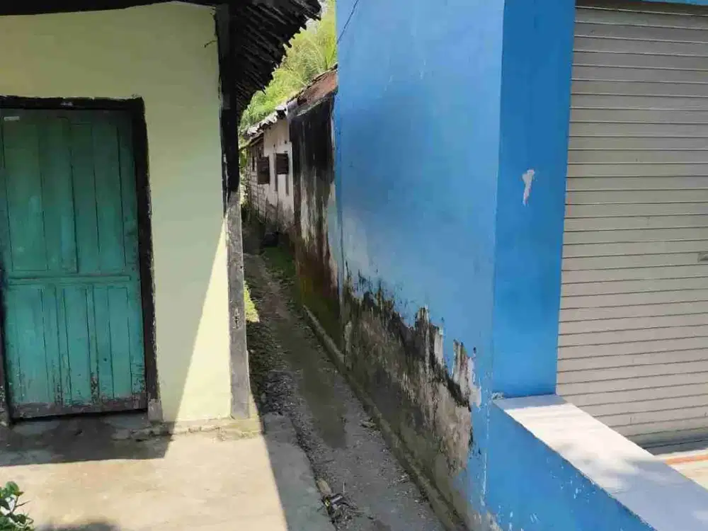DIJUAL RUMAH 
KEL. : SUMBEREJO
KEC  : RENGEL
KAB  : TUBAN