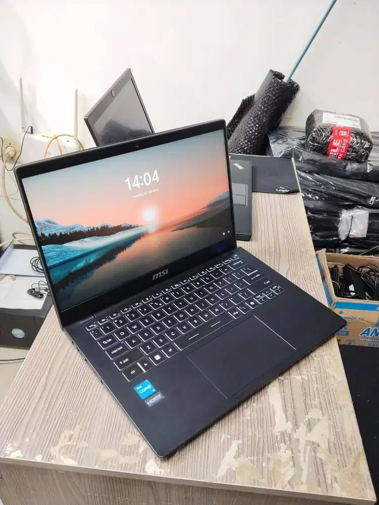 MSI Modern 14 C12MO i3 1215U RAM 8GB SSD 256GB M2 NVMe