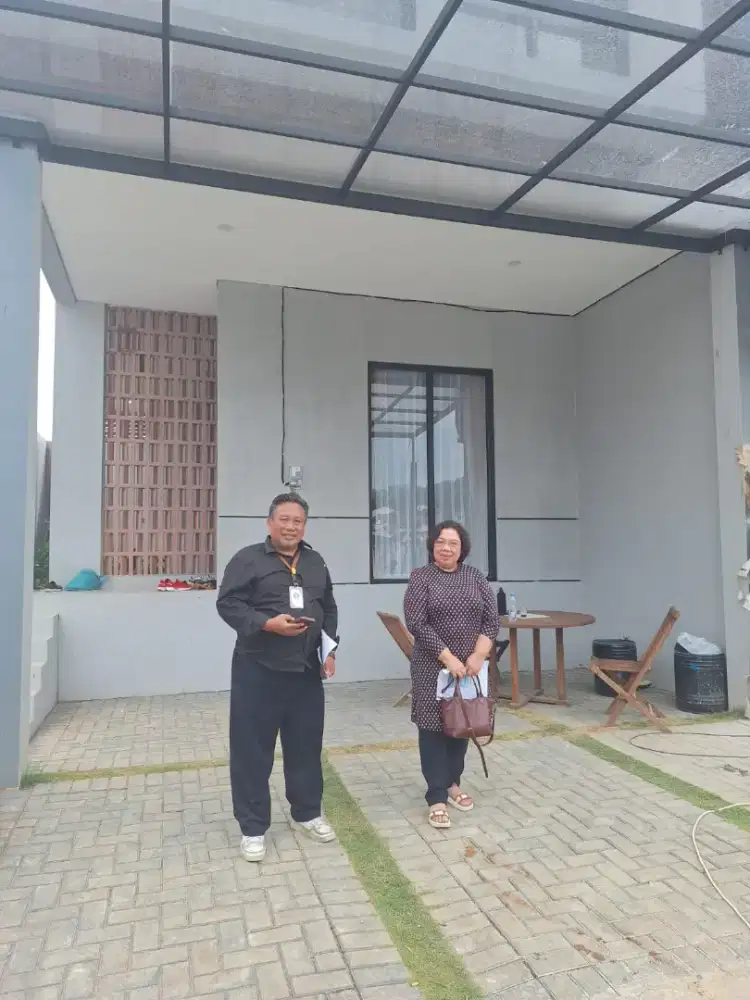 VILLA MEWAH 2 LANTAI DEKAT GEDUNG SATE