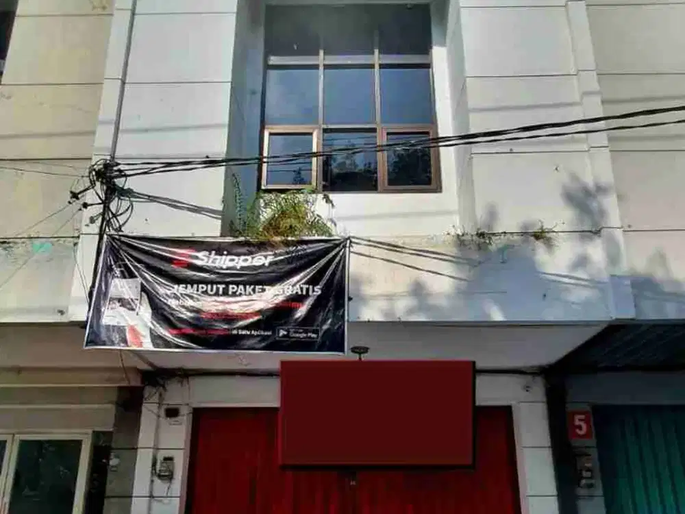 Disewakan ruko 2 lantai di Arteri Soekarno Hatta Semarang Timur