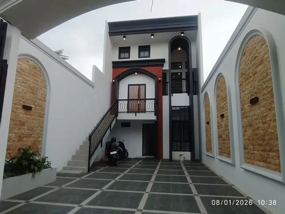 RUMAH MODERN MINIMALIS 2 LANTAI SIAP HUNI BISA KPR DEKAT TOL SAWANGAN, MAL DTC, AKSES LEBAR
