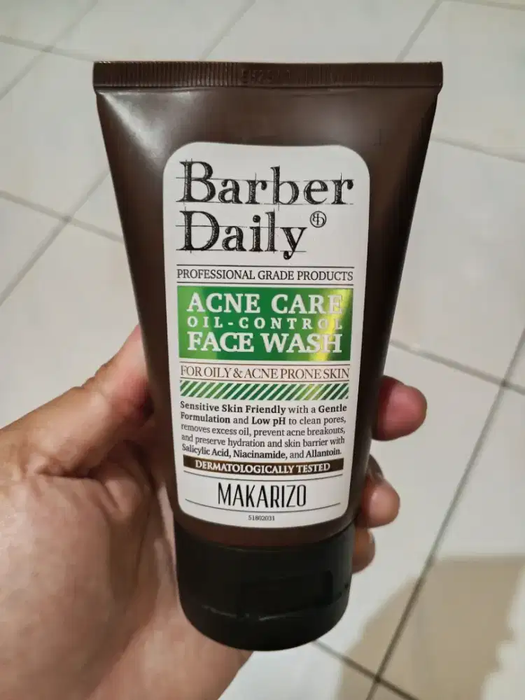 SABUN CUCI MUKA PRIA