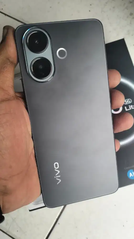 Vivvo v60 LET ram 12/512 HP masih baru buka kardus