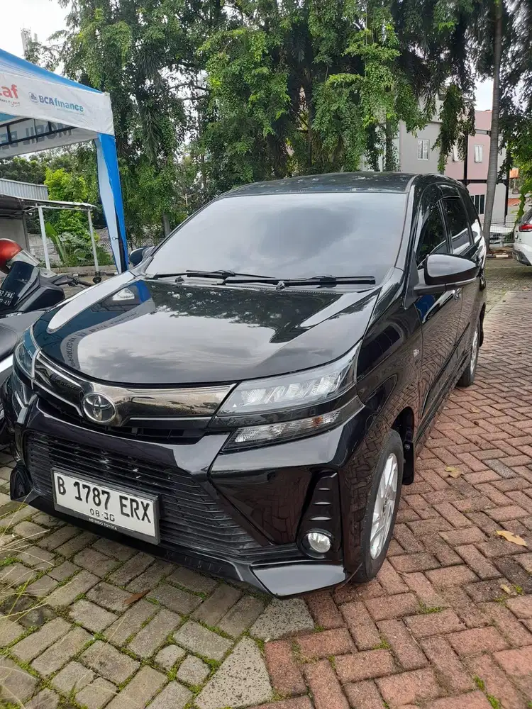 TOYOTA AVANZA VELOZ 1.3 AT 2020