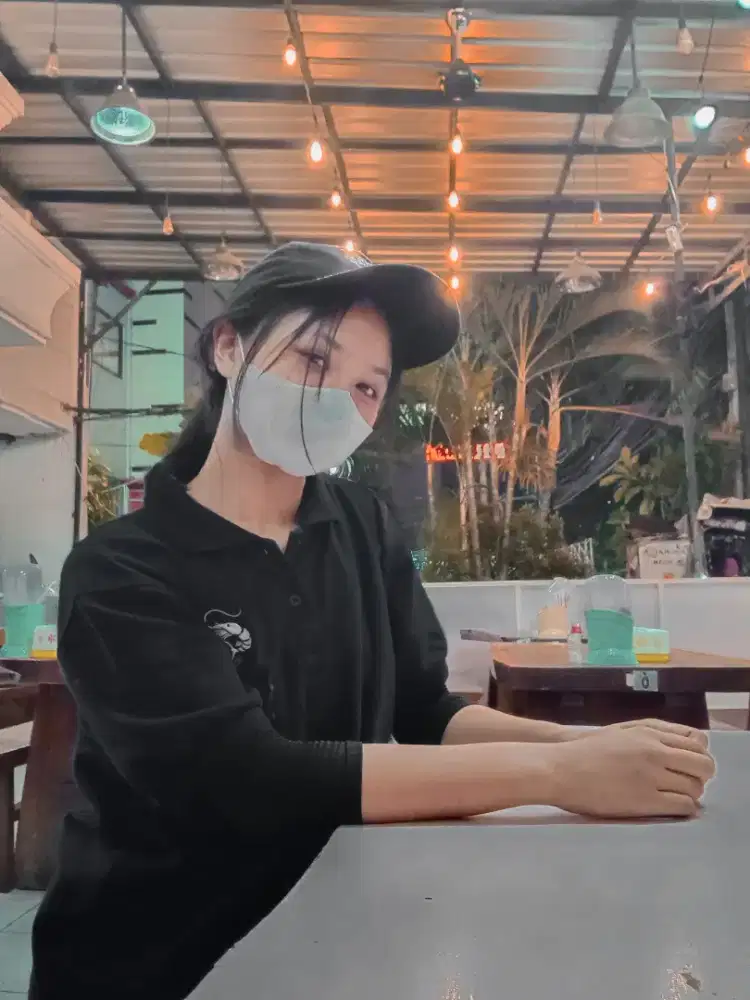 mencari pekerjaan kasir resto/waitres