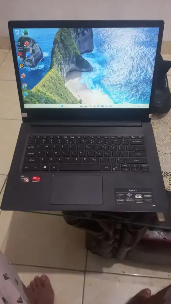 Laptop acer ryzen 3 ram 8gb