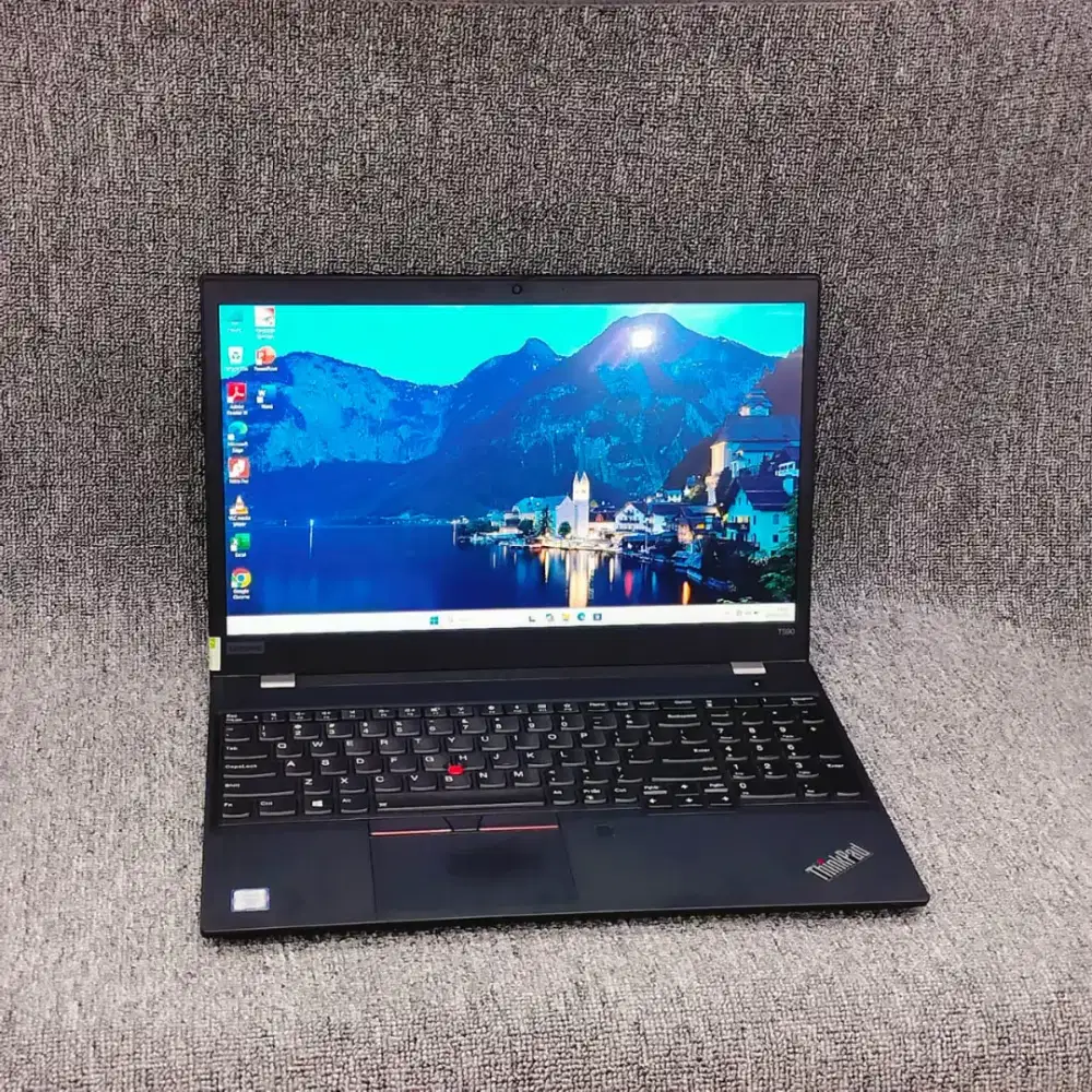 MURAH! ThinkPad T590 i7-8565U RAM 16GB SSD 256GB Touchscreen Mantap