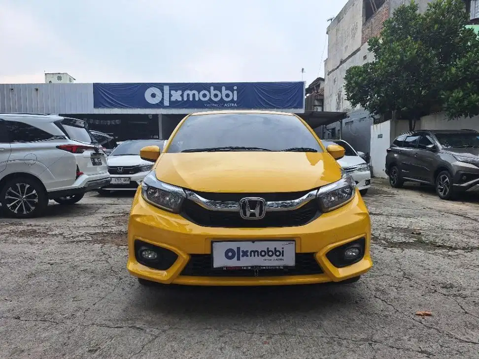 DP MURAH Honda Brio Satya 1.2 E Bensin-MT 2022 Kuning CAJQD