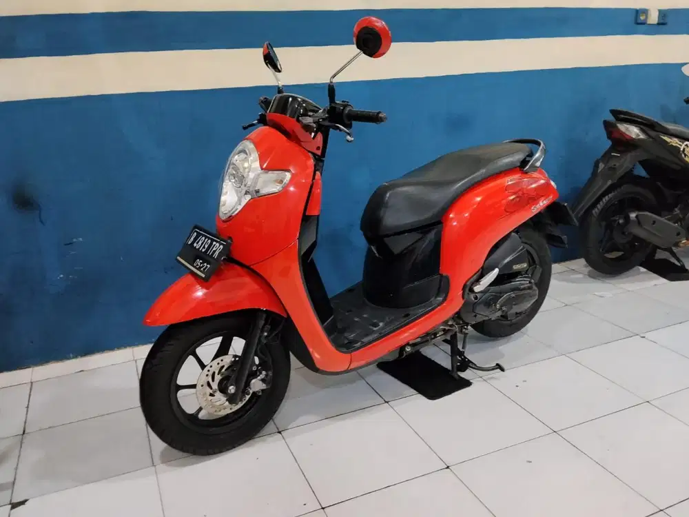 (JUAL CEPAT) Honda Scoopy stylist 2017 surat lengkap