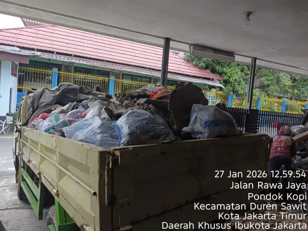 Jasa buang puing dan tanah