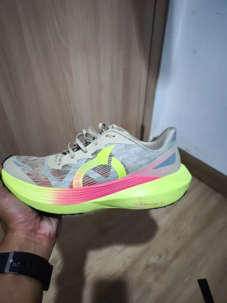 Sepatu Ortuseight Hyperglide 3.1