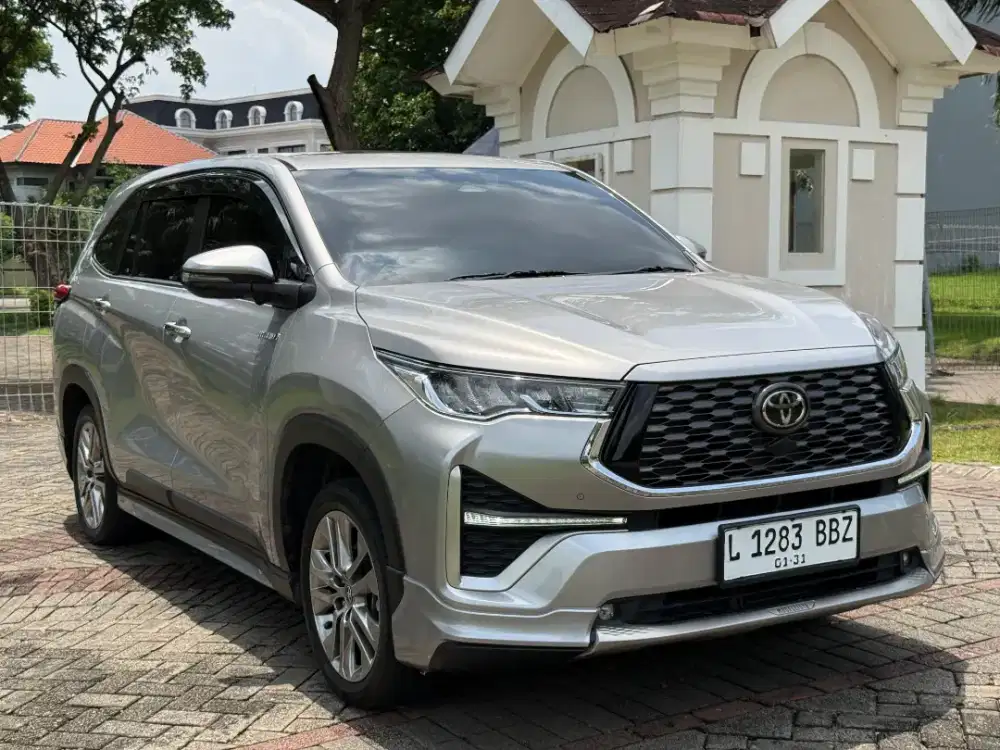 ZENIX Q HYBRID MODELLISTA MATIC 2022 ISTIMEWA