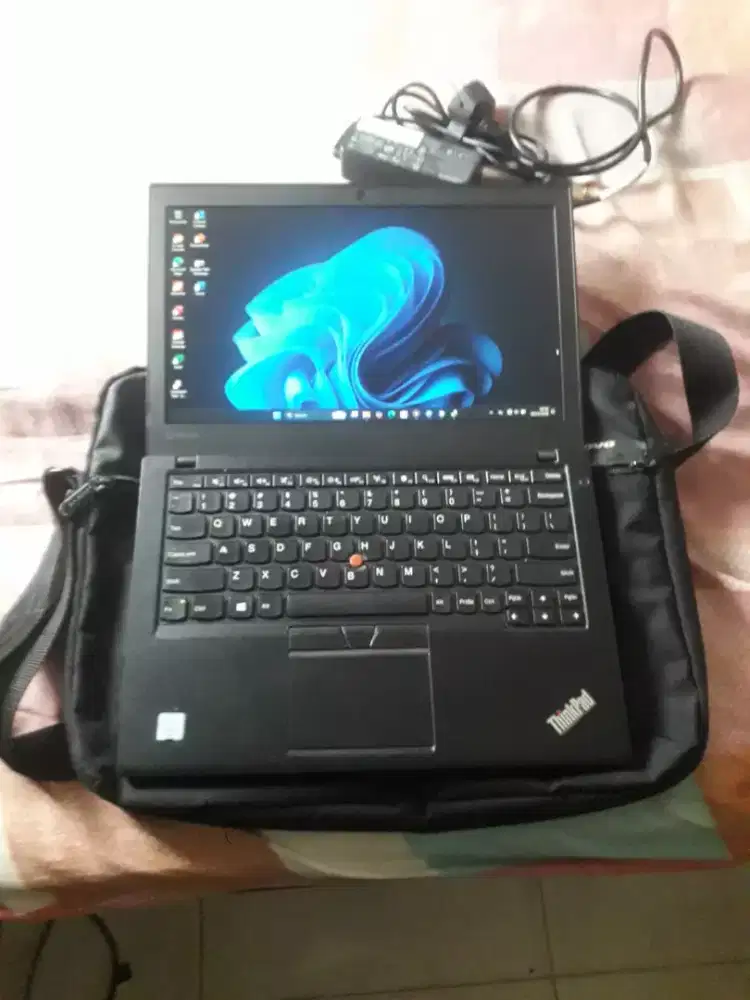 Lenovo Thinkpad X260 core i5 Windows 11Pro