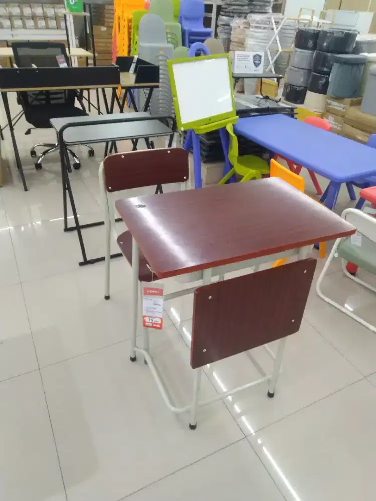 Meja sekolah set