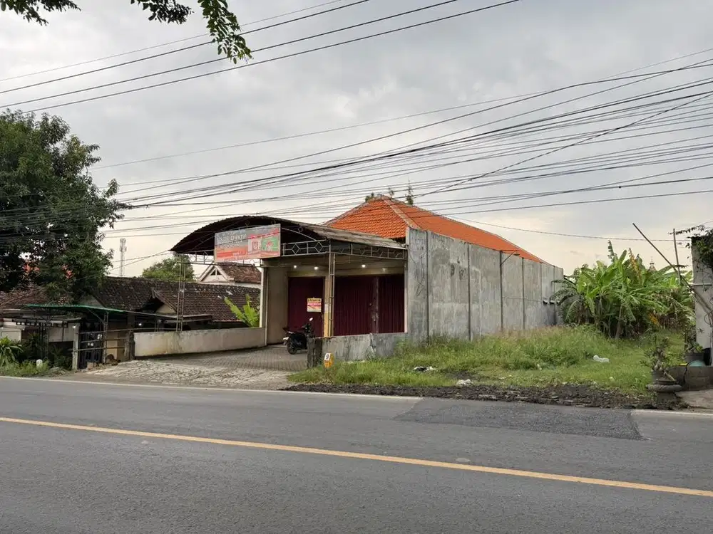 DISEWAKAN BANGUNAN KOMERSIAL NOL JALAN RAYA PROVINSI