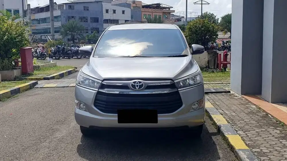 Toyota Kijang Innova Reborn 2.0 G Bensin AT Silver 2019 km.30rb
