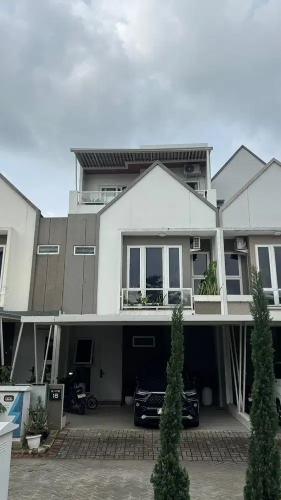 Rumah Full Renov view Gunung Salak + Pangrango, feels the real villa.