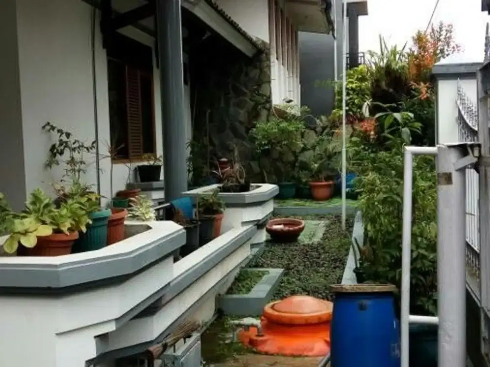 HOT DEAL*HARGA TIPIS DARI NJOP*JUAL CEPAT RUMAH ADEM DI KOMPLEK BATU INDAH BANDUNG