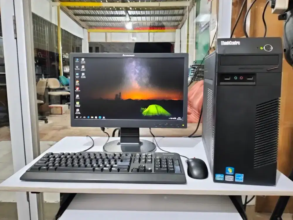 Paket komputer Built Up Lenovo ThinkCentre
Intel Core i5