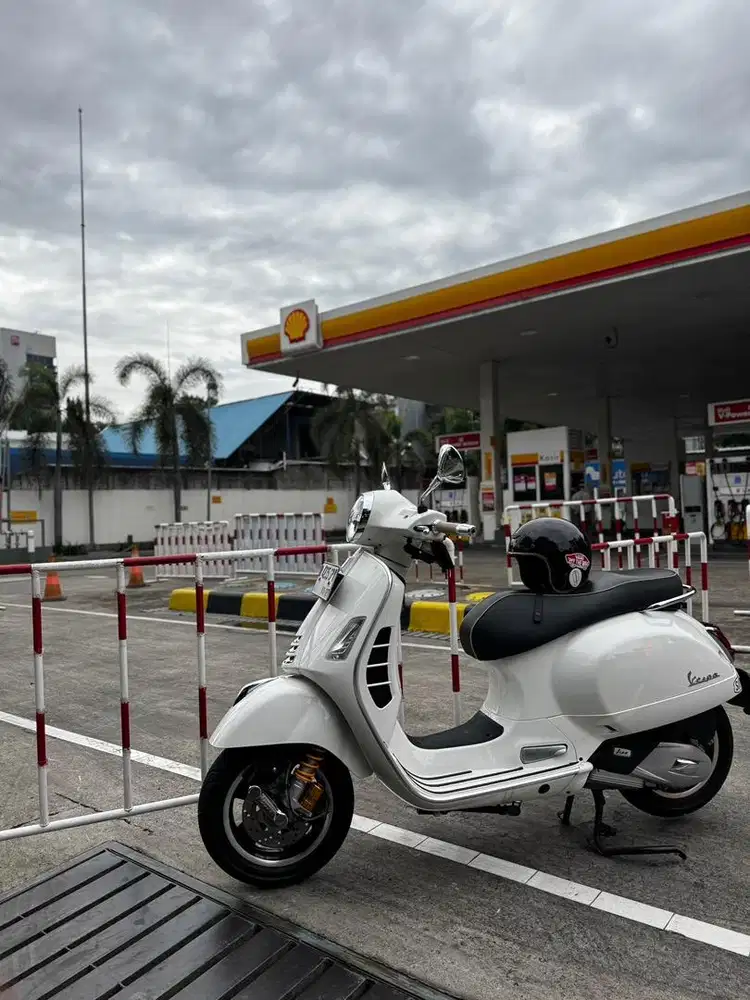 Vespa GTS 150 4v 2021 (Istimewa)