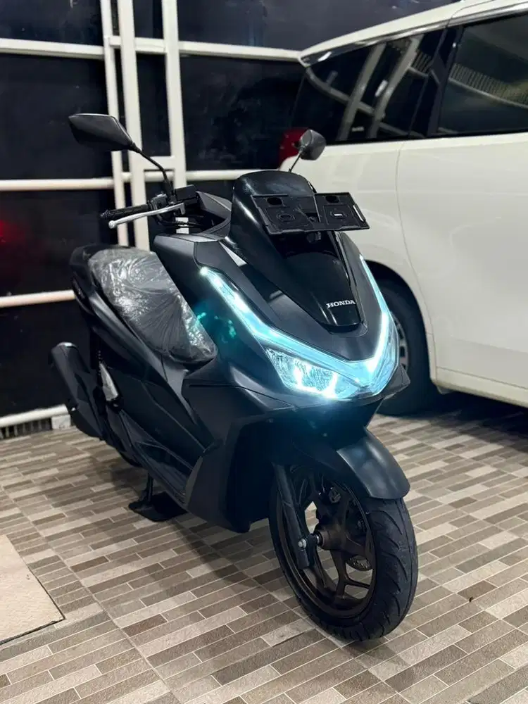 KM 100‼️ Honda NEW PCX 160 ABS FACELIFT Bulan 2 2025 Hitam NIK 2024‼️