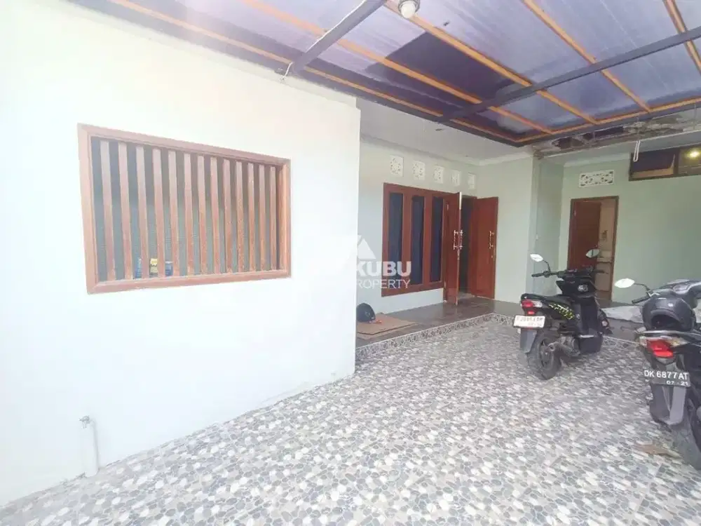 KBP1523 Newly Renovated 3-bedroom House in Sanur.